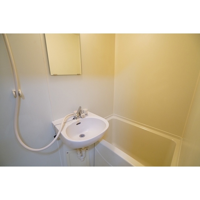 ラプラス坂下２0107号室 バス