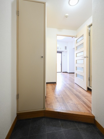 スカイコート川崎第83階 同建物別部屋の参考画像