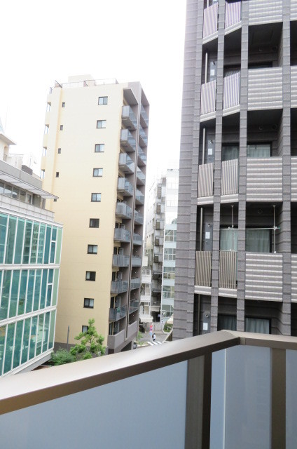 ガーラ・プレシャス赤坂見附5階 バルコニー