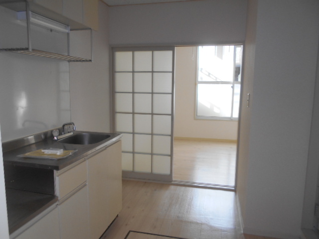 メゾン・ド・奥沢1階 同建物別部屋の参考画像