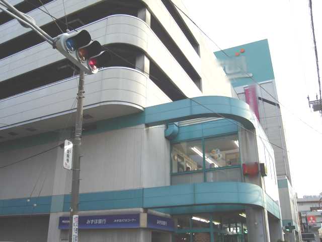 ラフィネスＡ Fuji横浜南店まで1,429ｍ