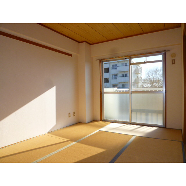 第二田口ビル リビング