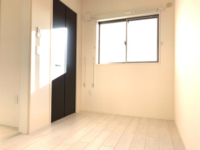 セラヴィ205号室 洋室（イメージ）