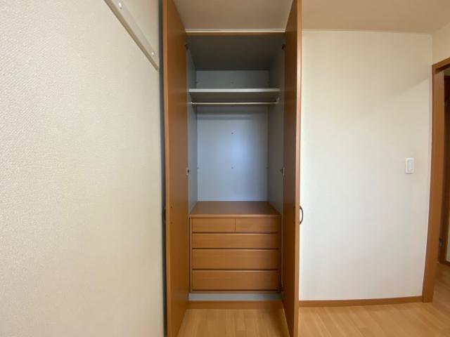 パイン・フィールド　 収納