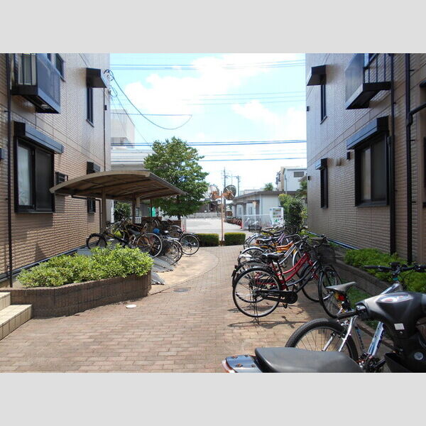 ロイヤルガーデン　Ⅰ 駐輪場