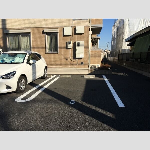 ラ・メール 駐車場