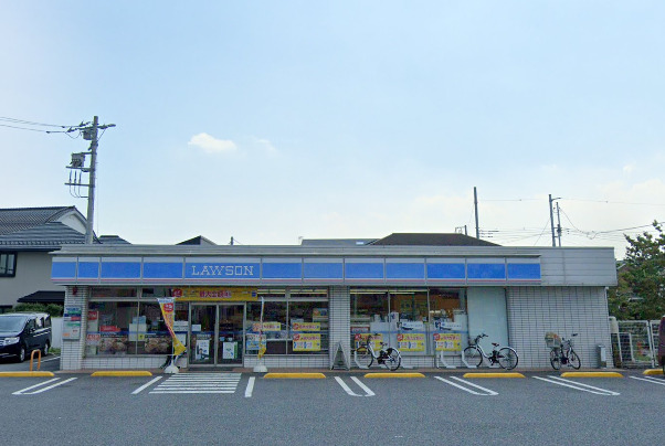 川口市東貝塚戸建 【コンビニエンスストア】ローソン 川口安行小山店まで1031ｍ