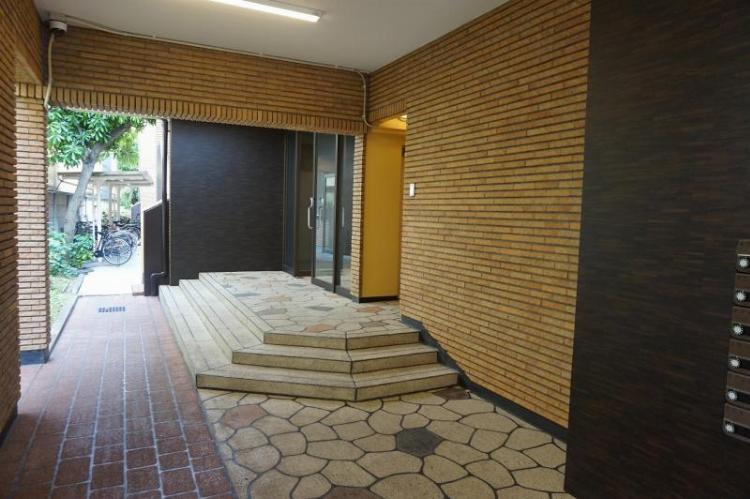 阿部南葛西第１マンション(E-046)3階 エントランス