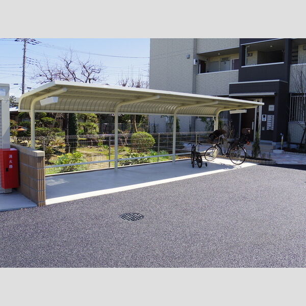 アネシス 駐輪場