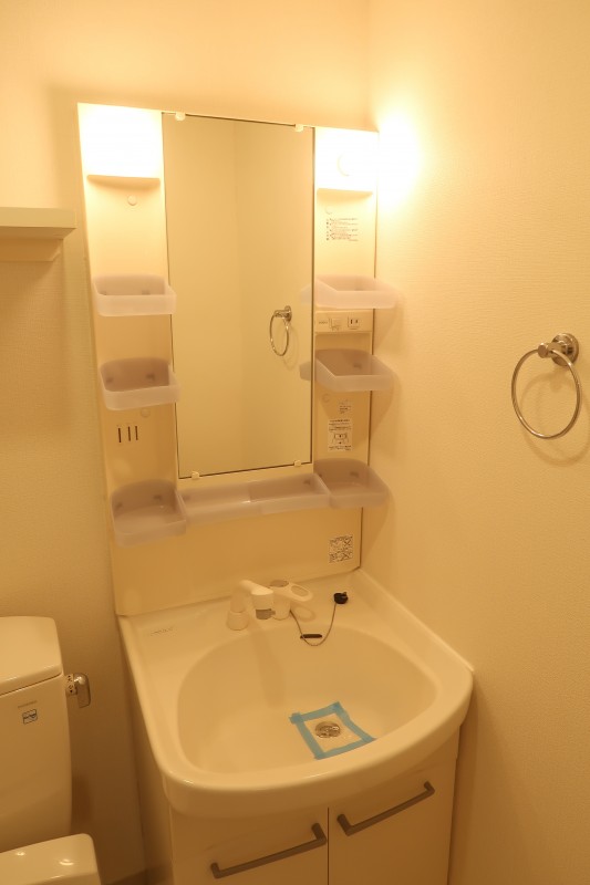 マーレ横浜白金7階 洗面