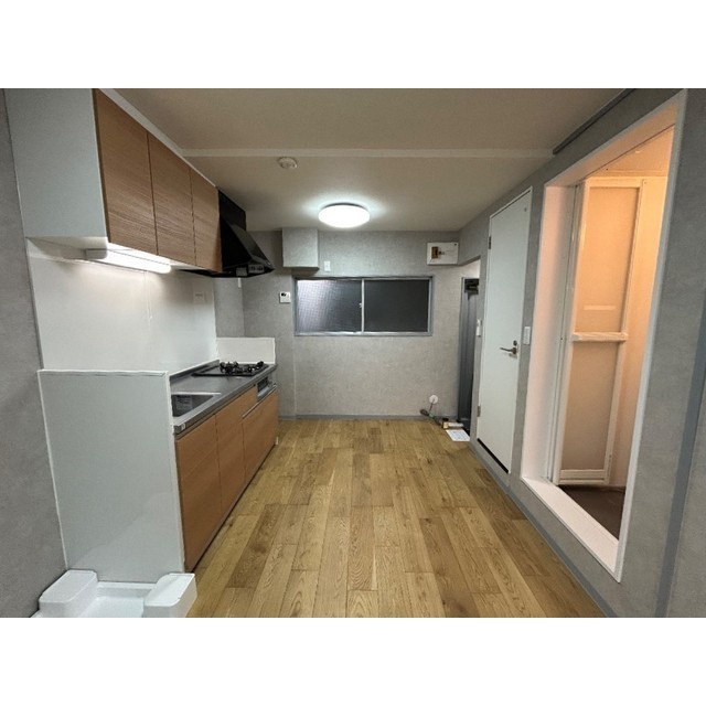 イワモトビル　ホワイトコーポラス 内観