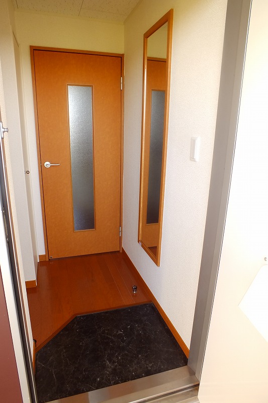 レオパレスソレイユⅡ 玄関