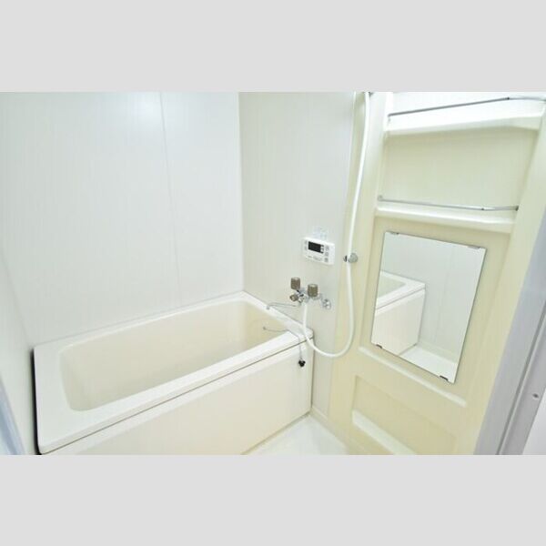 Bellevue参番館302号室 バス