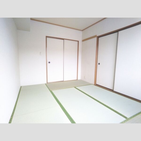 サンパレス青梅103号室 和室