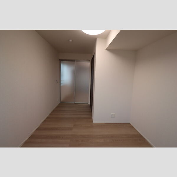 アンソレイエⅡ302号室 洋室7帖