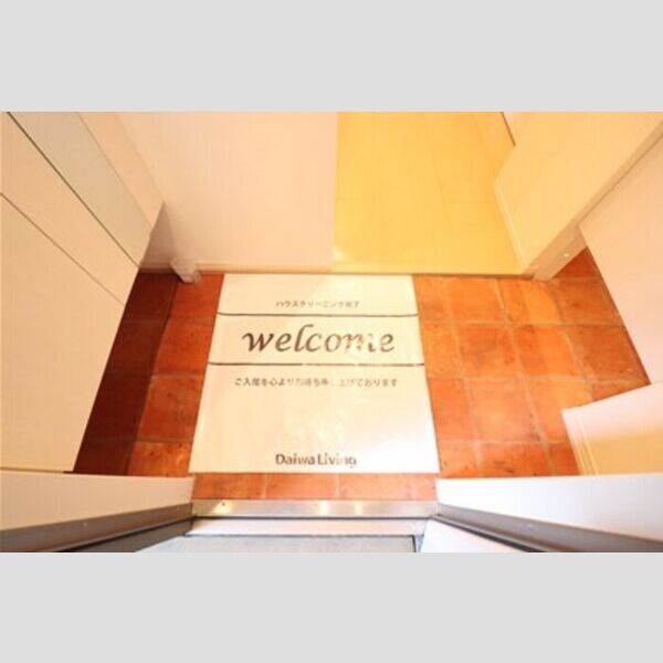 リヴェール南流山　A 玄関