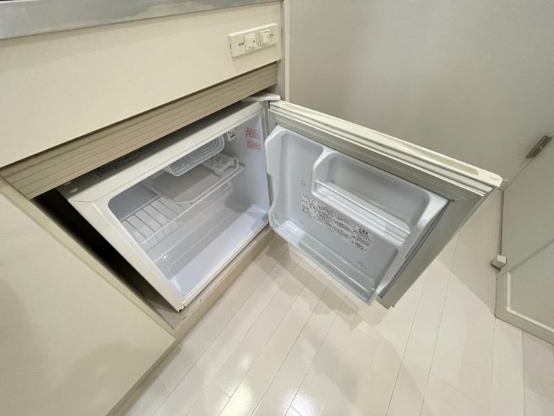 Ｍｅｉｎｅ　Ｂｕｒｇ2階 同建物別部屋の参考画像