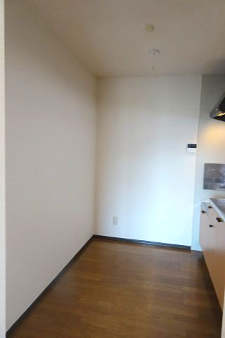 ルミエール・アイユーＡ棟A-2号室 ※現況優先