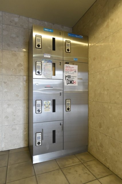 プレール高田馬場3階 宅配BOX