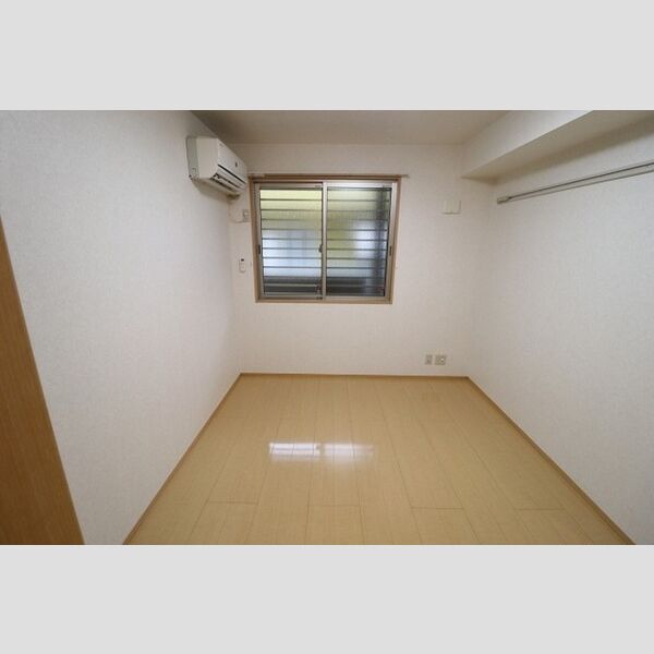 シェ・コパン105号室 同建物別部屋の参考画像