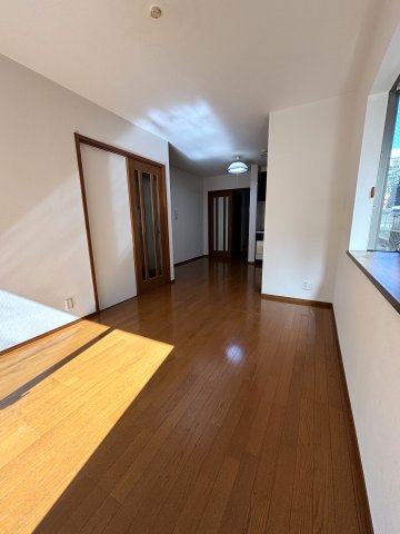 Ｕテラスハウス101号室 こちらの居間で趣味の時間をお楽しみください♪