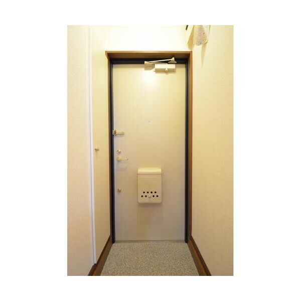 エステートピア黒沢II301号室 同建物別部屋の参考画像