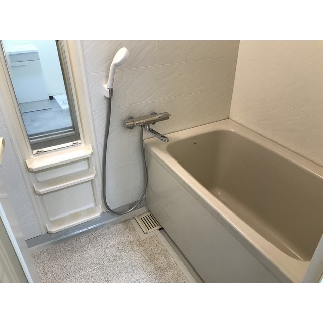 モンメール大磯207号室 お風呂