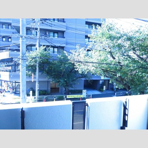 レジェンドアビタシオン207号室 眺望(2021年10月14日撮影)