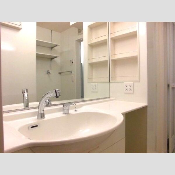 Sky ルーム　Ⅲ 洗髪洗面化粧台