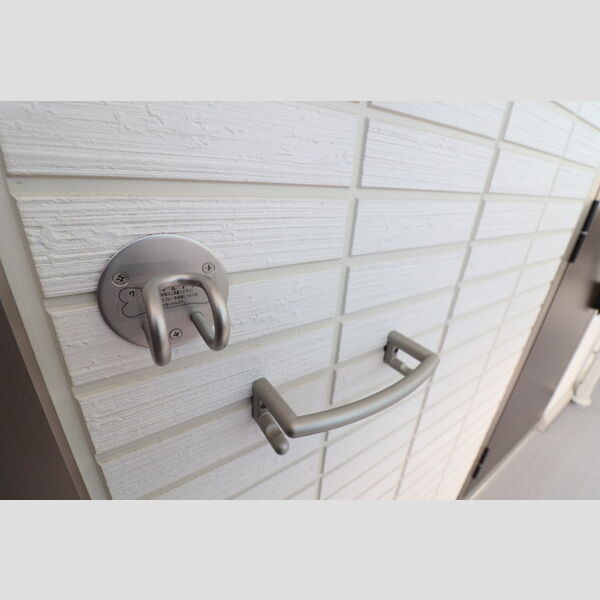 タウンコート上木崎301号室 ★ペットリードフック★