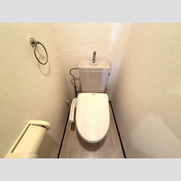 サンルミエール305号室 トイレ