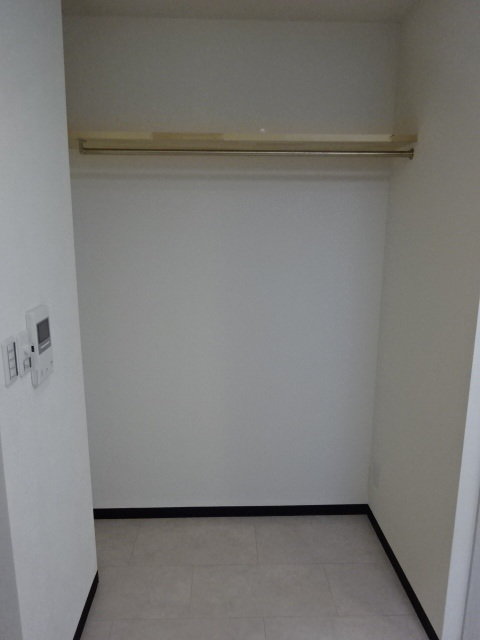 アレンタール西新宿3階 同建物別部屋の参考画像