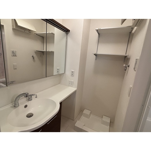 メゾンシティ７号館 内観