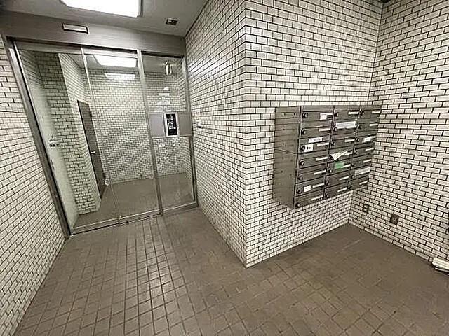 セントヒルズ三軒茶屋4階 エントランス