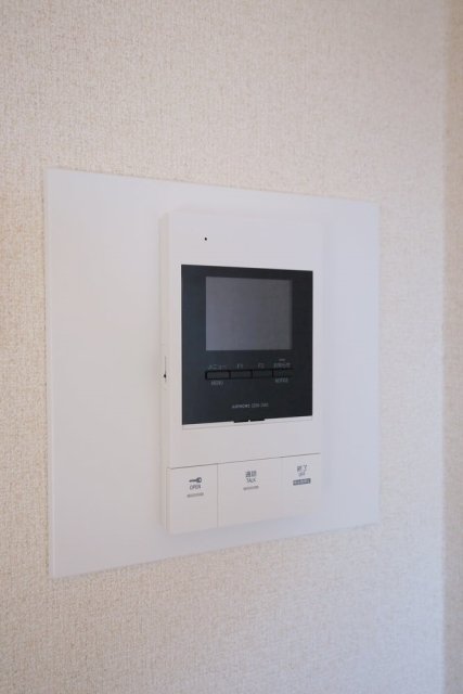 ロイヤルアメニティー白金8階 モニター付オートロック