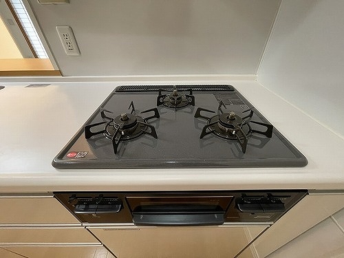 志村レジデンス ３口ガスコンロ（内装後）