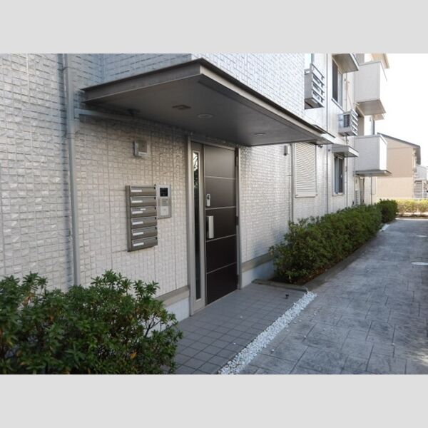 クロシェット　B エントランス