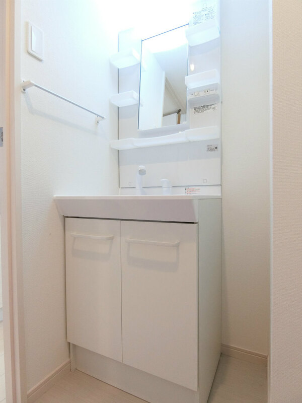 リブリ・コウゲン鎌倉2階 洗面