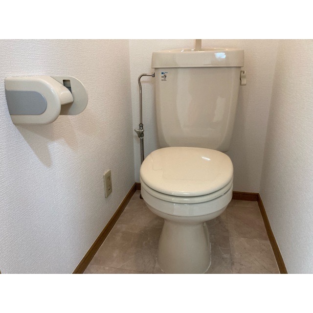 ラークヒル 内観