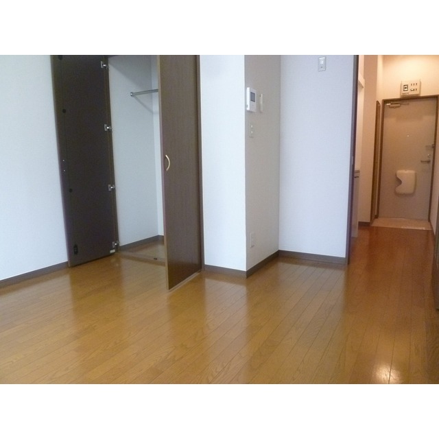 アンプルール ブワ 武蔵中原 内観