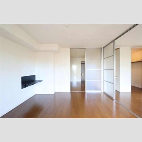 グリーンヴィラ カラビナ　N 洋室8帖