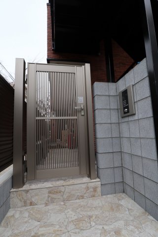 ベイルーム横浜桜木町101号室 エントランス