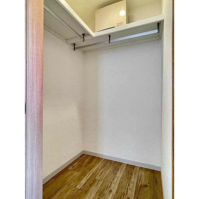 ラ　ヴィーテ101号室 ☆ウォークインクローゼット