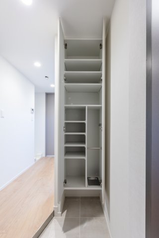 SYFORME YOKOHAMA-ODORIKOEN803号室 ※類似タイプ参考写真です（カラータイプや仕様が異なる場合がございます）