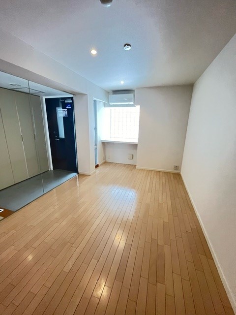 レジディア北新宿2階 寝室