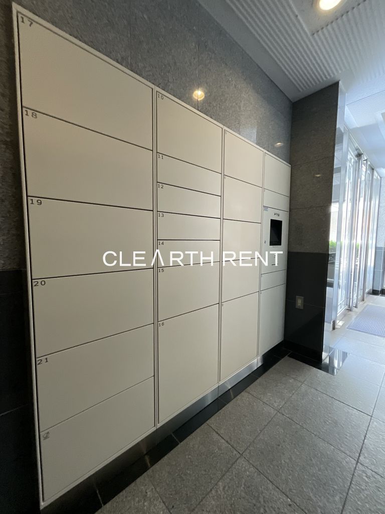 パレステュディオ日本橋浜町駅前10階 不在時も荷物を受け取れる宅配ロッカー