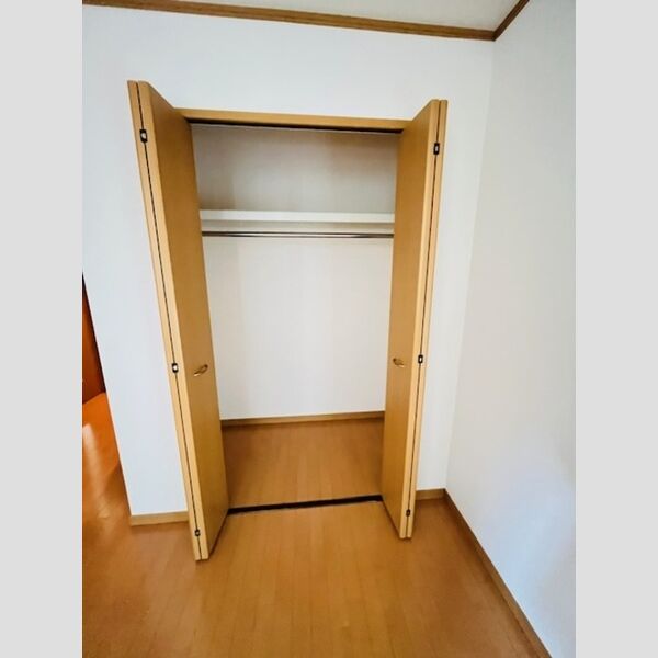 フレアウエスト103号室 クローゼット