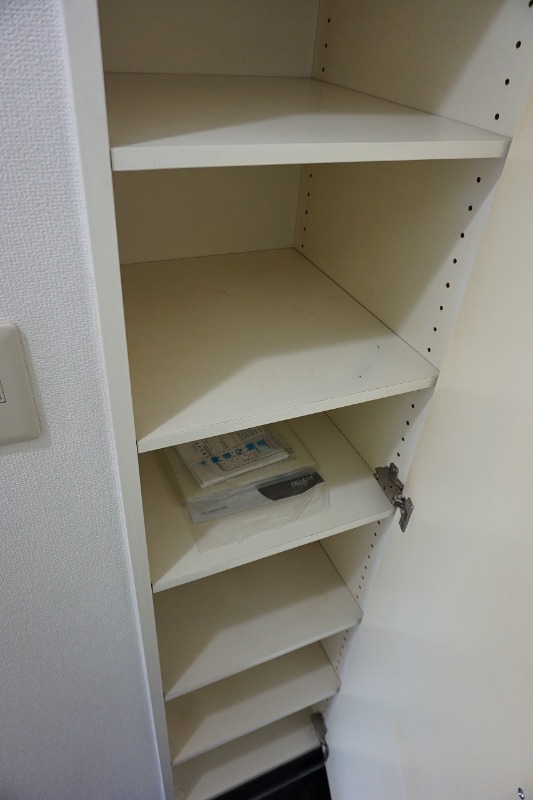 アンダルシア浦安(A-020)2階 収納