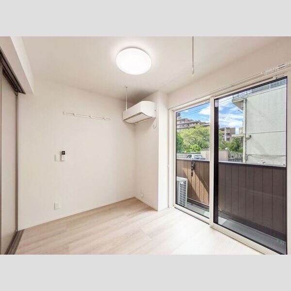 Asset-Court羽衣町102号室 洋室4.3帖(別角度)