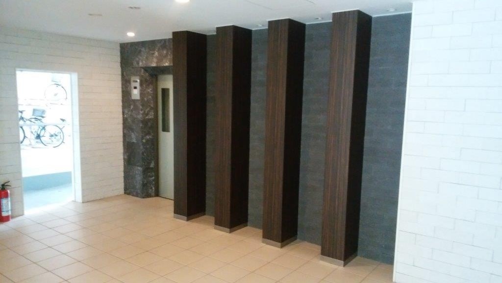 プライムアーバン武蔵小金井Ⅱ304号室 エントランス